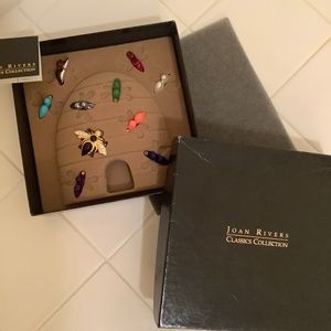 Joan Rivers Interchangeable Bee Pin